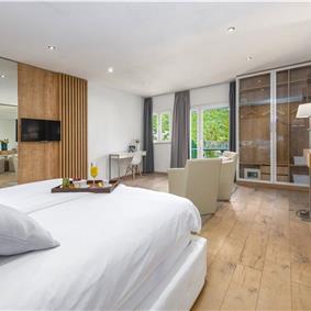 Luxury 5 Bedroom Beachfront Villa near Dubrovnik, Sleeps 11-12